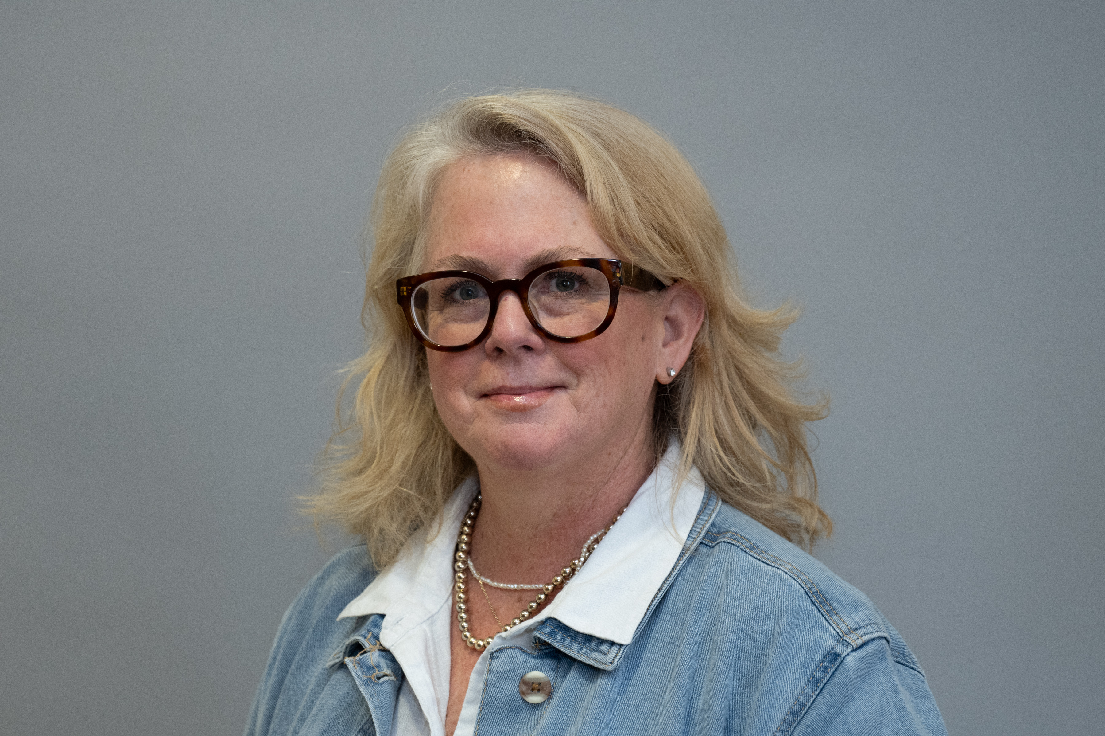 headshot of Susan Donnellan 