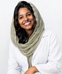 headshot Meena Mumthaz