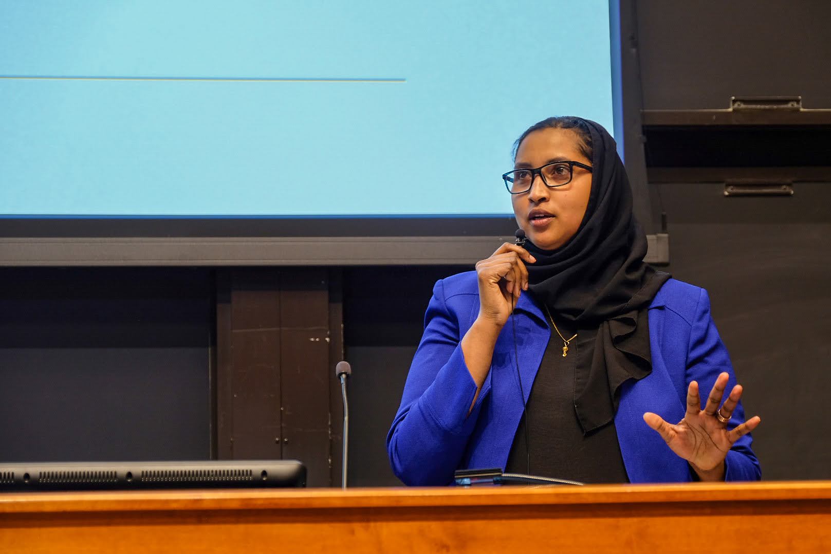 Ifrah Abdi presenting