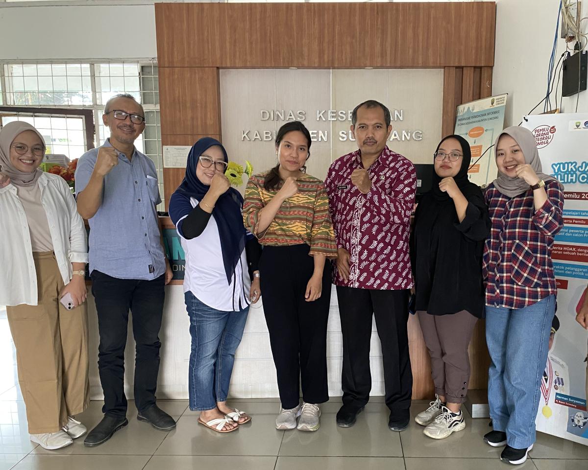 Collaboration is the most important part of this research. Dwita, alongside her team, was working with the Sumedang District Health Office as the local government to get access to the population and gain the trust of the local communities. This is where Dwita learned so much about opening her door to any possibilities and receiving feedback with an open mind.