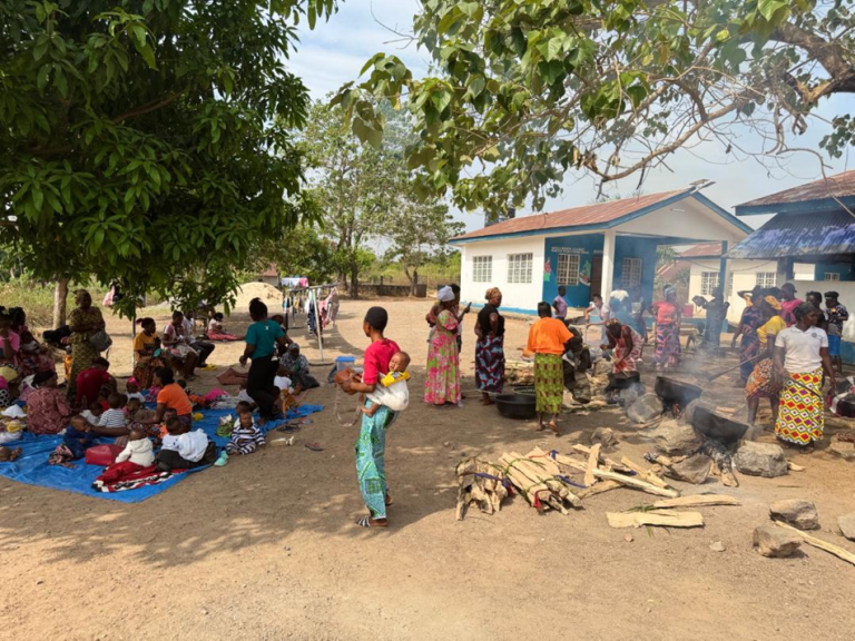 People preparing food in Nigeria